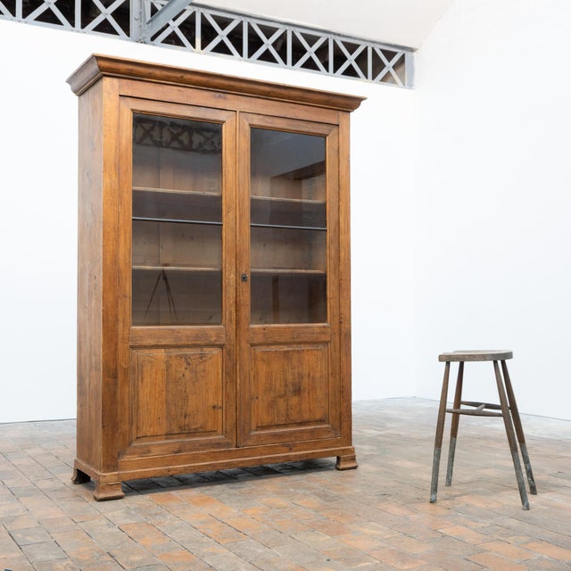 Antique French Wooden Display Case, 1900 For Sale - Image 3 of 10