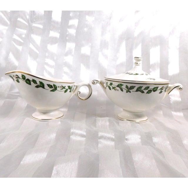 1950s Halls Teapot, Sugar Bowl and Creamer in Cameo Rose For Sale - Image 11 of 15