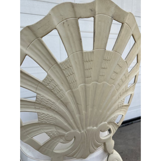 Hollywood Regency Regency 1960s Clam Shell Chair in Style of Tropitone Veneman Collection Grotto by Brown Jordan For Sale - Image 3 of 10