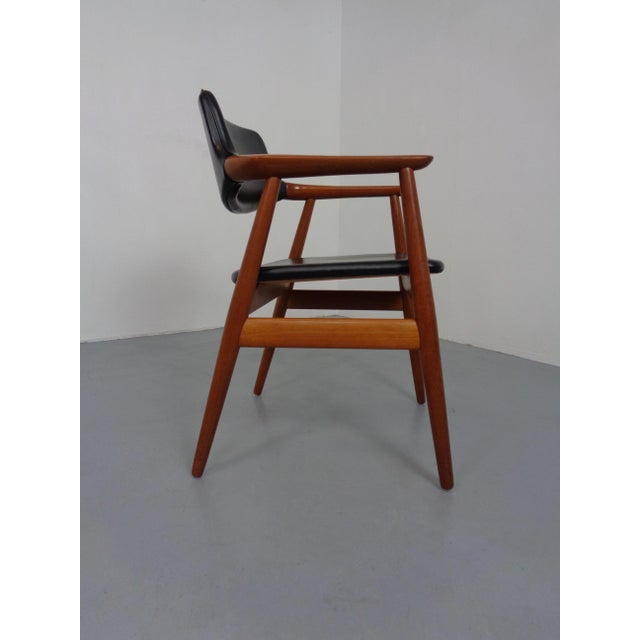 Danish Teak Gm11 Armchair by Svend Aage Eriksen of Glostrup, Denmark, 1960s For Sale - Image 4 of 18