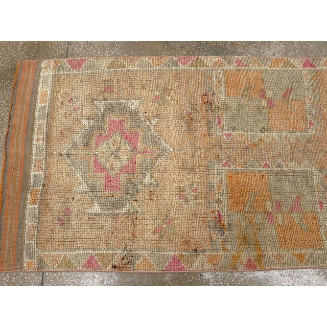 Textile Galerie Shabab Collection Mid-20th Century Turkish Anatolian Runner For Sale - Image 7 of 10