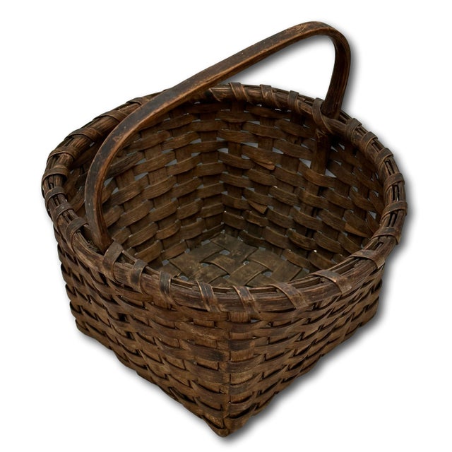 Auburn Excellent Small Size Antique New England American Hand Woven Ash Wood Splint Berry Gathering Basket For Sale - Image 8 of 18
