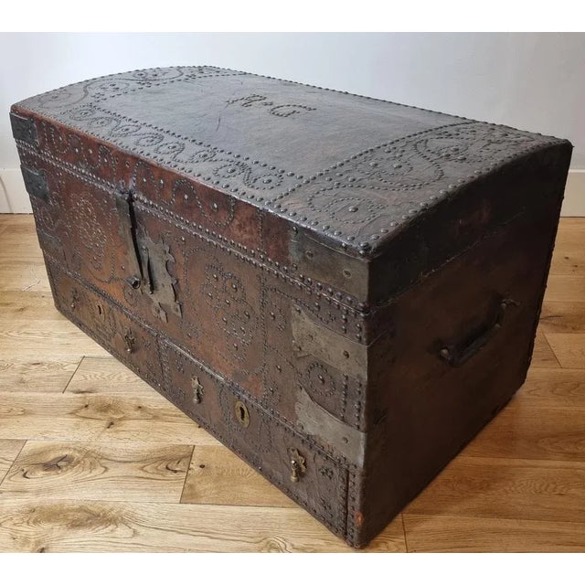 17th Century William and Mary Brass Studded Leather Chest For Sale - Image 5 of 11