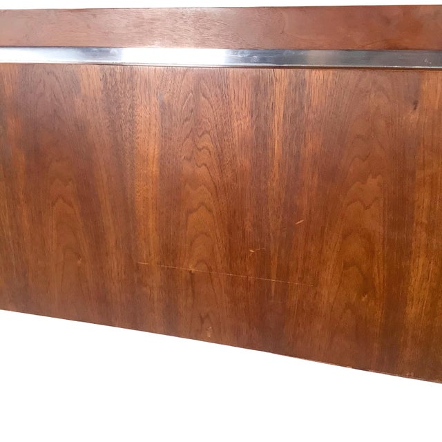Dillingham Mid-Century Modern Walnut Headboard With Chrome Inlay- Queen For Sale - Image 4 of 16