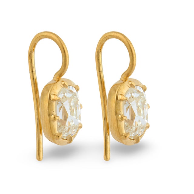 Modern Mid 20th Century Gia 2.08 Carat Old Mine Cut Diamond Drop 18k Gold Earrings, A Pair For Sale - Image 3 of 8