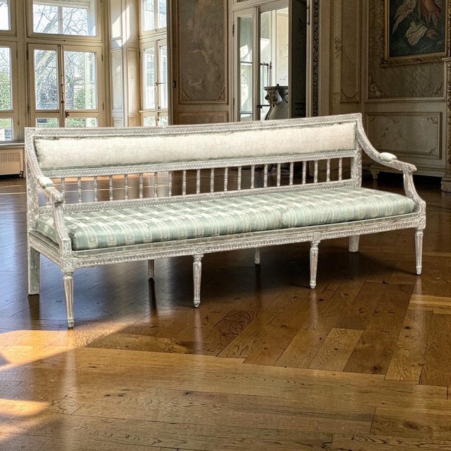 French 18th Century Gustavian Period Bench With Original Scraped Finish For Sale - Image 3 of 18
