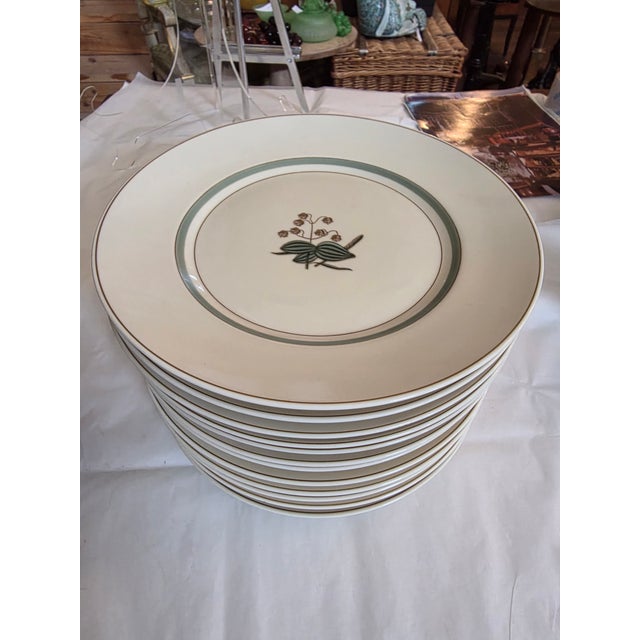 Royal Copenhagen Quaking Grass Pattern Dinner Plates 12 For Sale - Image 4 of 7