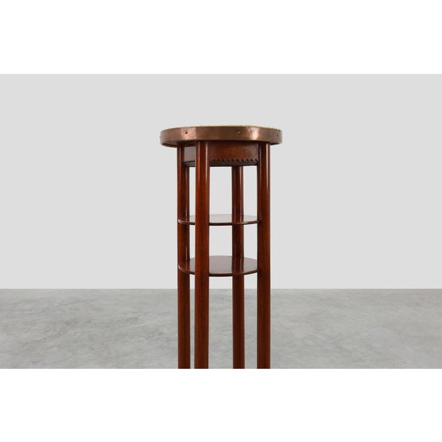 A refined and architecturally expressive example of early 20th‑century Austrian design, this Vienna Secession pedestal...