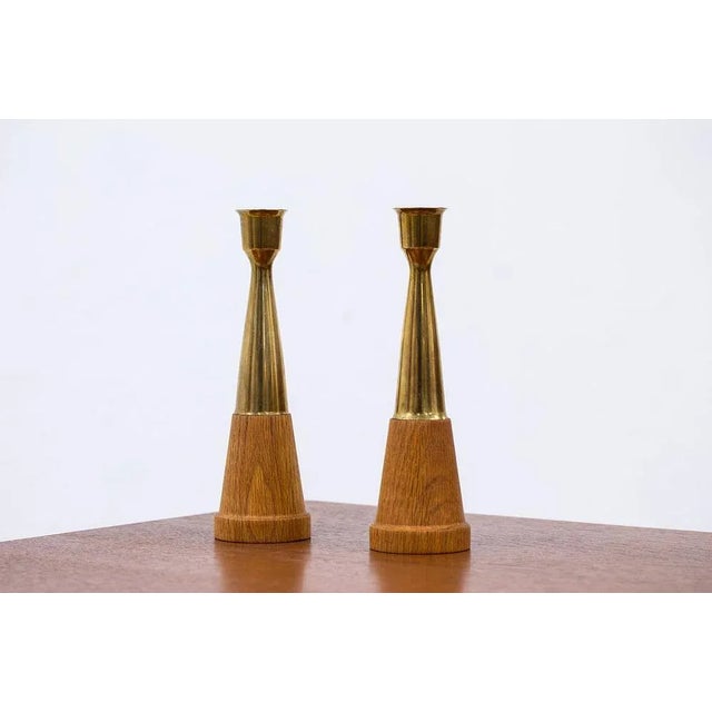 1960s Vintage Scandinavian Oak & Brass Candlesticks, 1960s, Set of 2 For Sale - Image 5 of 6