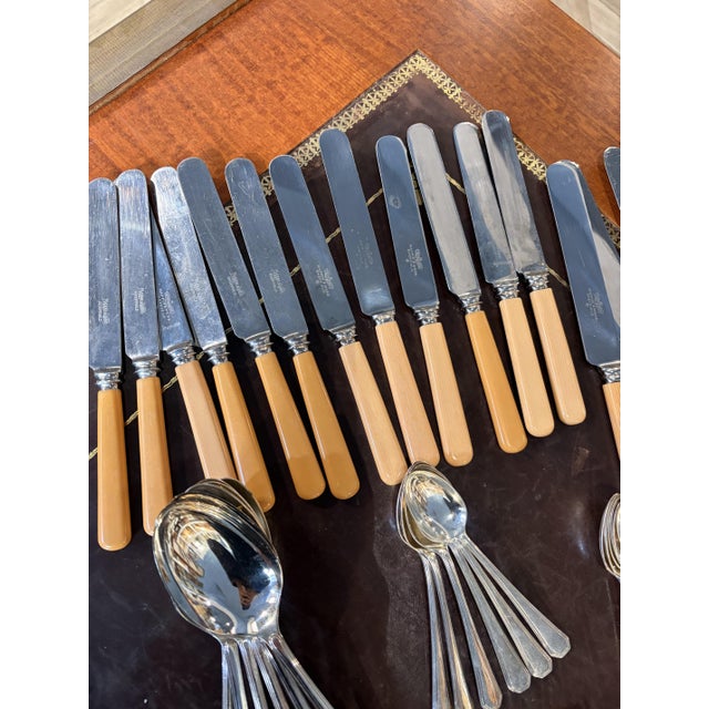 Metal Cutlery Box from Mappin & Webb, 1930s, Set of 91 For Sale - Image 7 of 10