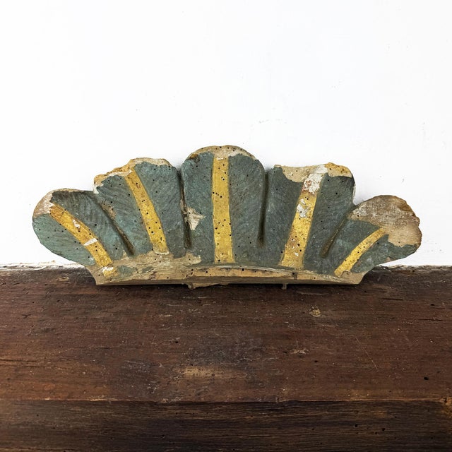 Baroque Italian Shell-Form Carved Wood Fragment Architectural Salvage, 1700s For Sale - Image 10 of 10