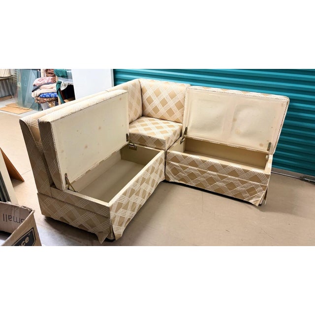 This is a 3 piece modular kitchen banquette with two storage sections THAT DO NOT LOCK. The banquette is currently...