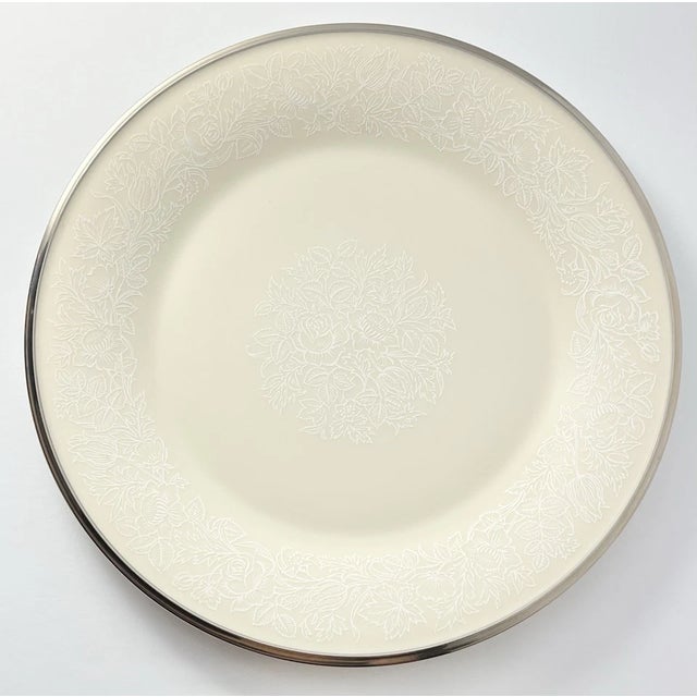 Lenox “Moonspun” Set of 12 Bone China Dinner Plates 10 3/4” No chips, cracks, or fleabites. Length 10 3/4” Height 7/8”...