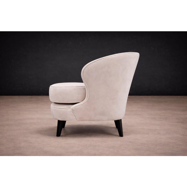 1960s Pair of “Concha” Armchairs in Grey Ultra Suede, Joaquim Tenreiro, 1960s - Lot 215A For Sale - Image 5 of 12