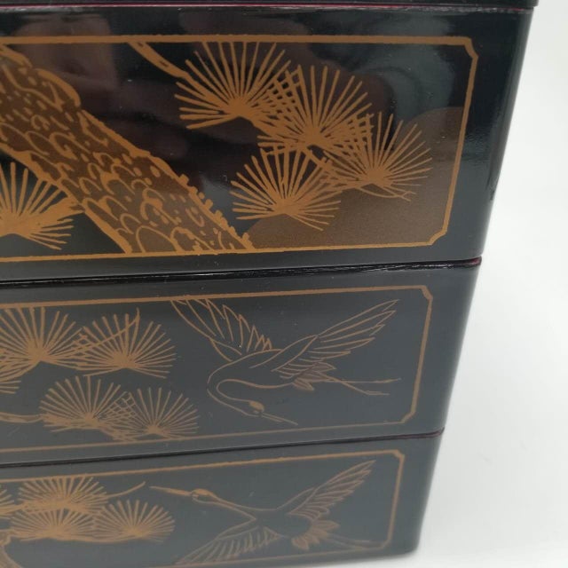 Late 20th Century Japanese Three-Tier Black Lacquer Wood Box With Gold Pine Tree and Crane Motifs For Sale - Image 12 of 14
