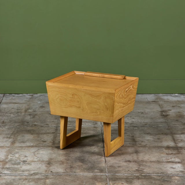 Paul Laszlo Oak Nightstand for Brown Saltman For Sale In Los Angeles - Image 6 of 18