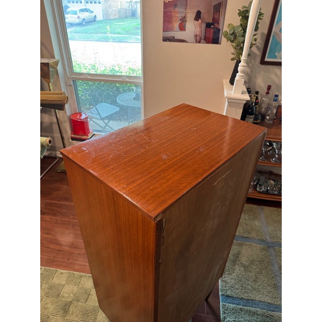 A Mid Century Modern Tallboy in Teak by Austinsuite, Circa 1960s, Attributed For Sale - Image 4 of 12