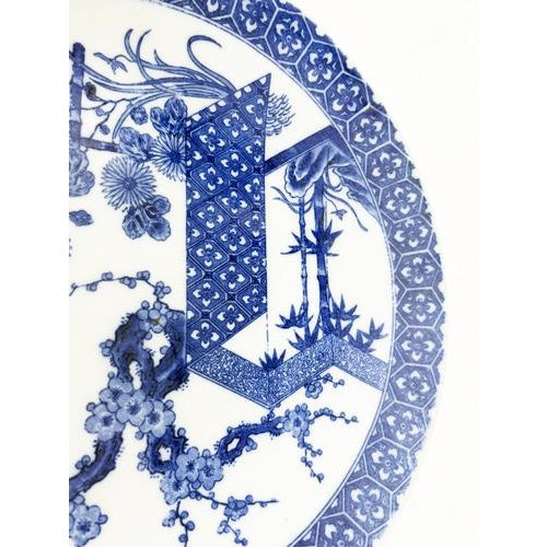 Ceramic Chinese Porcelain Dish with Blue Floral Motifs, 19th Century For Sale - Image 7 of 12