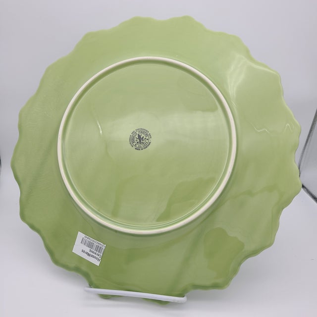 Wood Contemporary Bordallo Pinheiro Platter Maple Leaf Round Green Ceramic Portugal Plate For Sale - Image 7 of 10