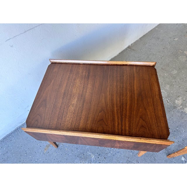 1960s Mid Century Modern Walnut End Tables First Edition Collection by Lane For Sale In Las Vegas - Image 6 of 10