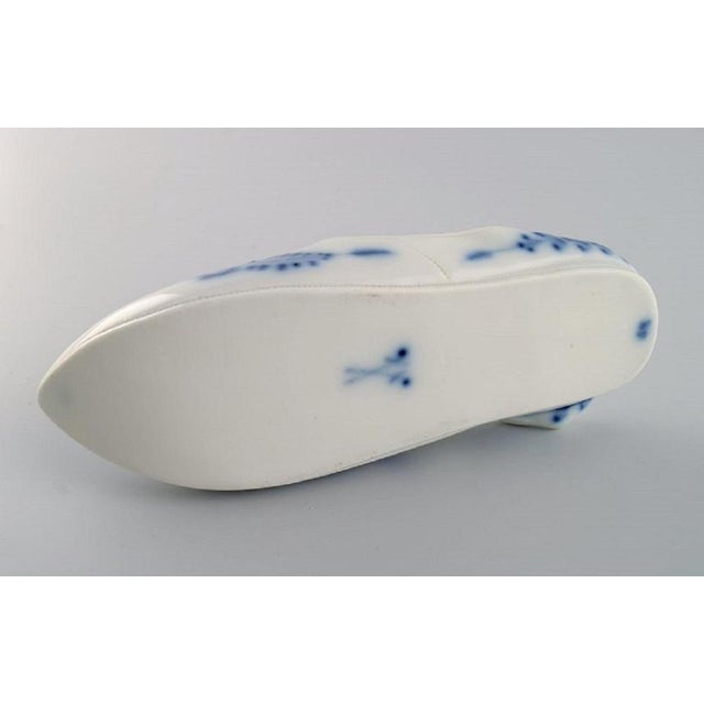 Antique Meissen Hand-Painted Porcelain Miniature Slipper, Germany For Sale - Image 6 of 7