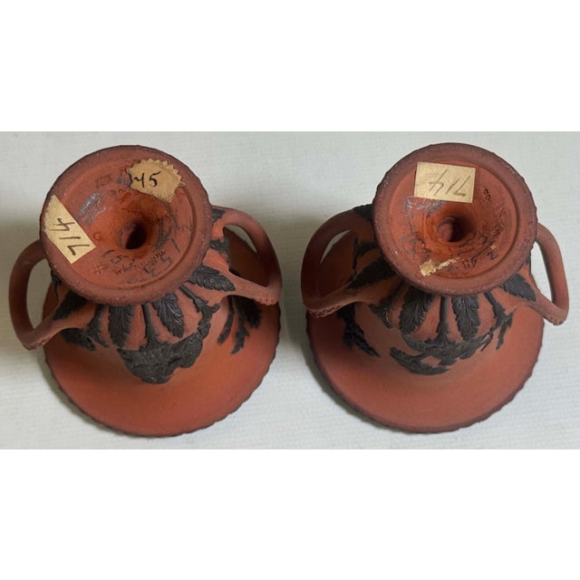 Neoclassical Antique 19th Century Miniature Wedgwood Rosso Antico & Basalt Neoclassical Urns or Handled Vases - A Pair For Sale - Image 3 of 4