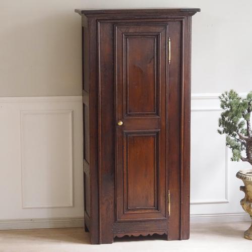 Gründerzeit Rustic Dining Cabinet in Oak, Late 19th Century For Sale - Image 10 of 13