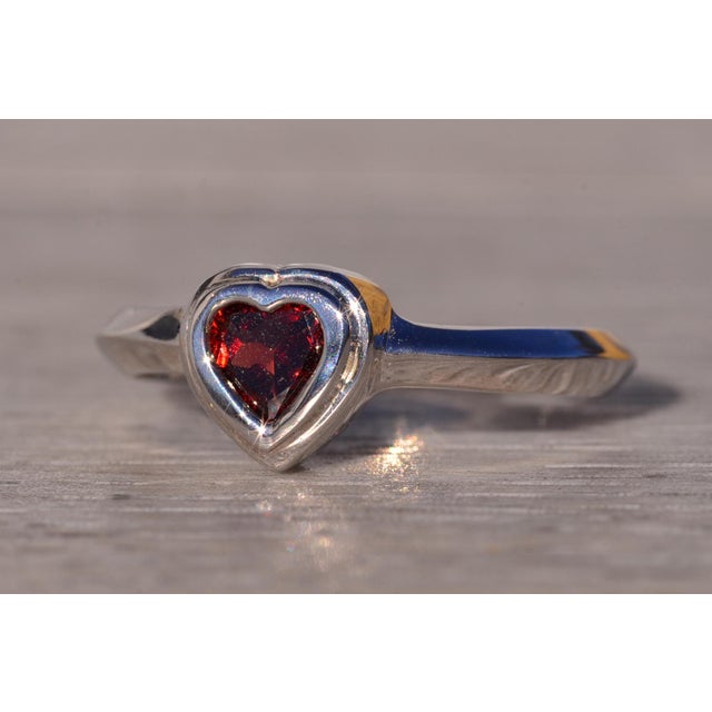 Early 21st Century The Tene: Bezel Set Natural Garnet in White Gold For Sale - Image 5 of 11