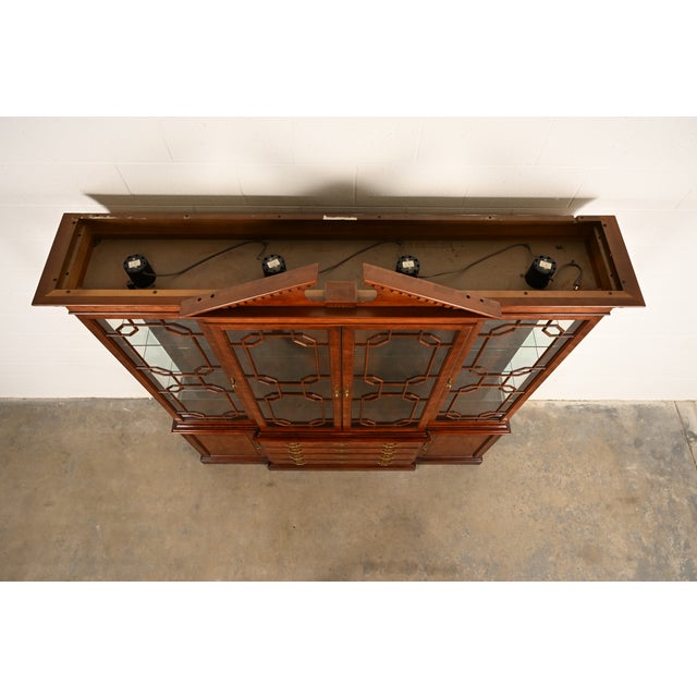 Henredon Georgian Carved Mahogany Breakfront Bookcase Cabinet For Sale - Image 12 of 16