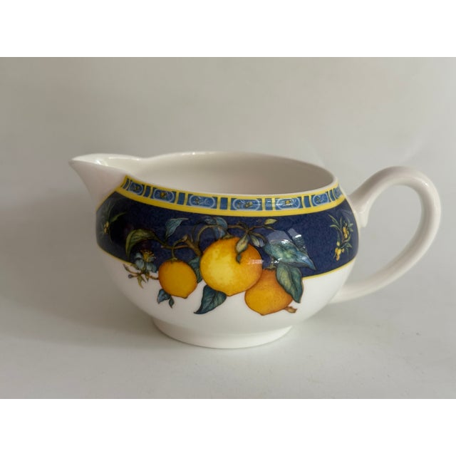 2000 - 2009 Vintage English Citrons Milk Jug from Wedgwood, 1990s For Sale - Image 5 of 5