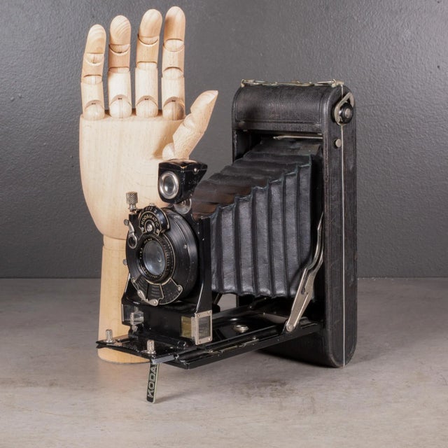 ABOUT The body of the Kodak Special, Model A incorporates several unusual design features. The most immediately obvious of...
