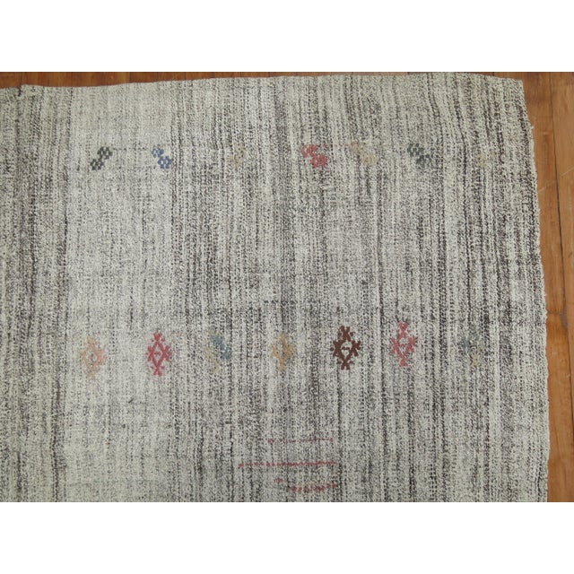 Early 21st Century Gray Bohemian Turkish Kilim For Sale - Image 5 of 6