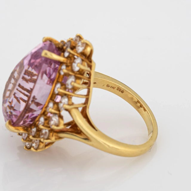 Metal Late 20th Century Kurt Wayne Kunzite 2.72ct Diamond Ring Vintage 18k Yellow Gold Cocktail size 6.75 For Sale - Image 7 of 7
