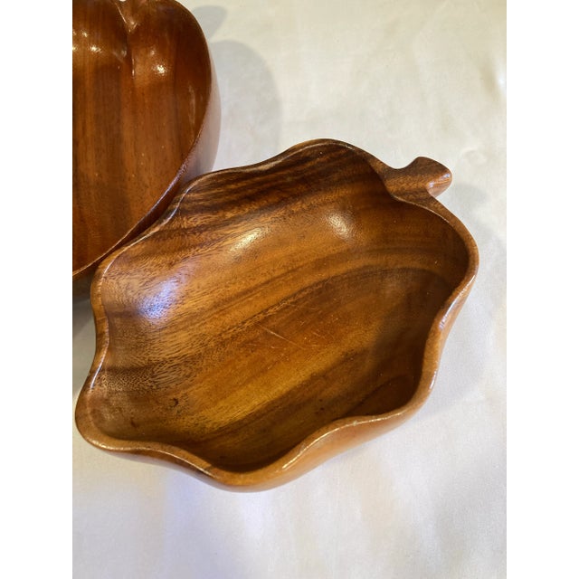 Vintage Monkey Pod Wood Leaf Serving Bowls - Set of 3 For Sale - Image 4 of 5