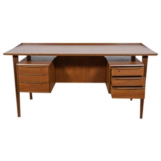 Mid-Century Freestanding Teak Desk by Peter Løvig Nielsen, 1960s For Sale