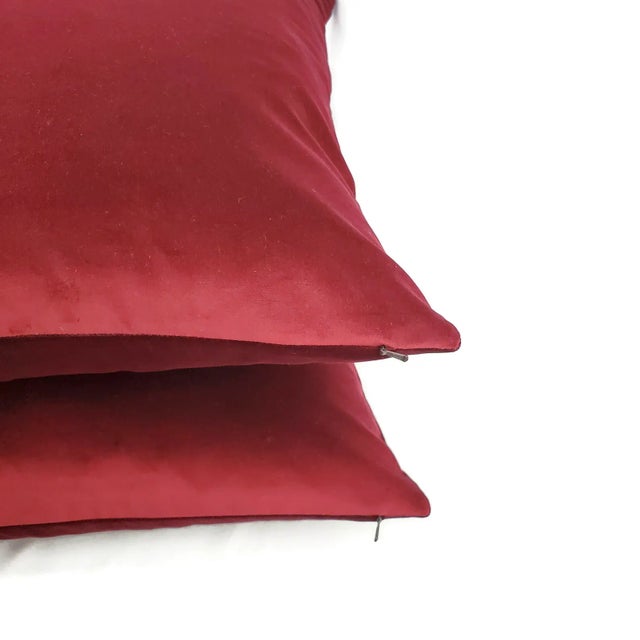 2020s Schumacher Gainsborough Velvet in Burgundy Pillow Cover For Sale - Image 5 of 7