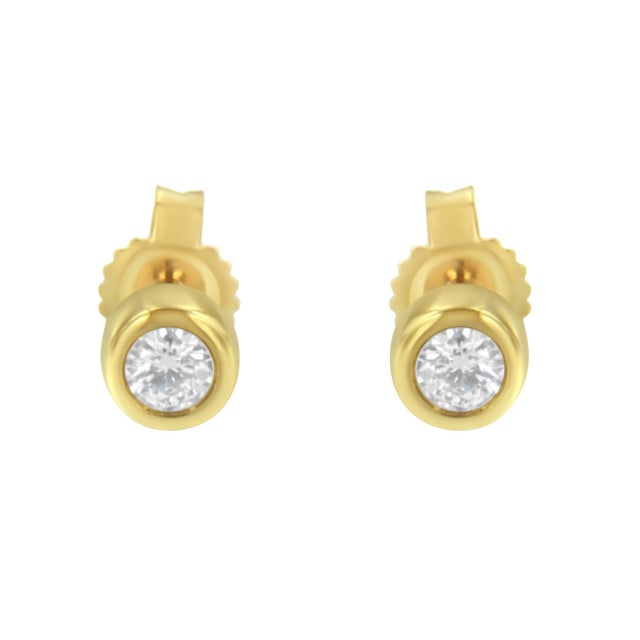 Contemporary 10K Yellow Gold 0.15 Cttw Round Brilliant-Cut Near Colorless Diamond Bezel-Set Stud Earrings (H-I Color, I1-I2 Clarity) For Sale - Image 3 of 6