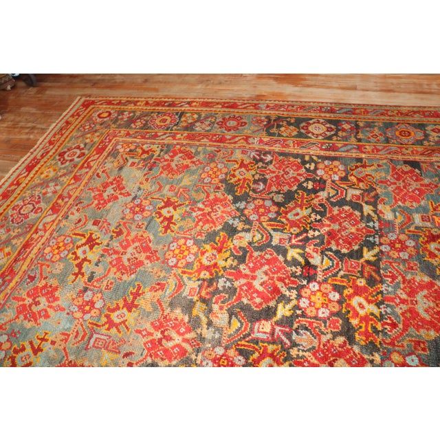 an early 20th Century Turkish Antique Oushak Rug Details rug no. j3213 size 9' 6" x 12' 10" (290 x 391 cm)