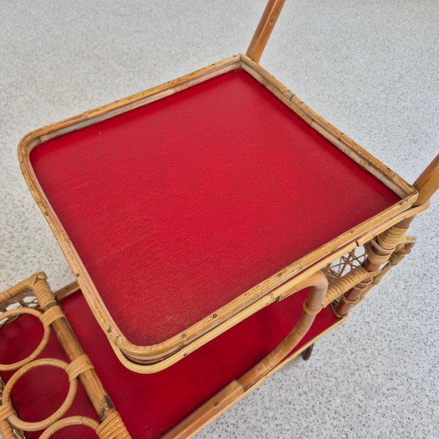 Beige Mid-Century Modern Bar Cart in Wicker with Red Shelves, 1950s For Sale - Image 8 of 11