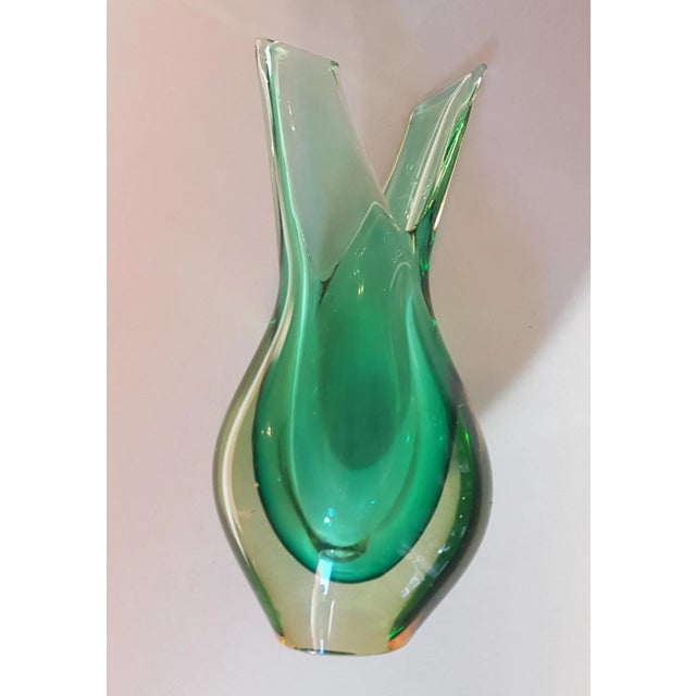 Mid-Century Modern Murano Sommerso Glass Vase, 1950s For Sale - Image 3 of 4