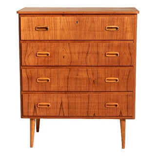Scandinavian Teak Chest of Drawers with Recessed Handles, 1950s For Sale
