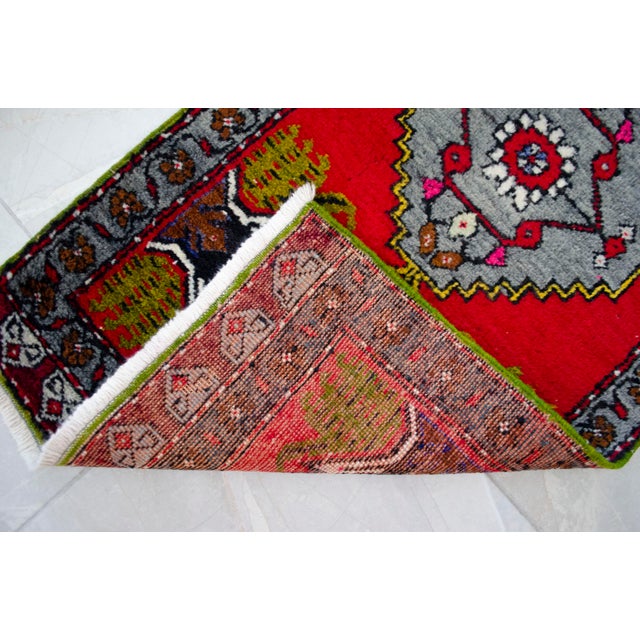1970s Hand Knotted Turkish Small Rug Decorative Mat for Bathroom - Kitchen and Entryway - 20x40 Inches For Sale - Image 9 of 14