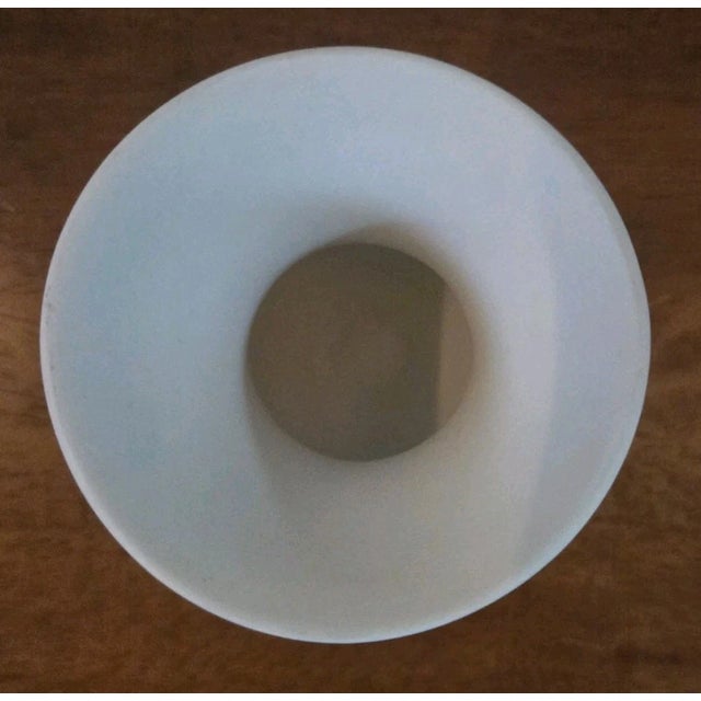 Elegant vintage Wedgwood Jasperware small vase featuring classic Roman/Greek neoclassical relief figures. This beautiful...