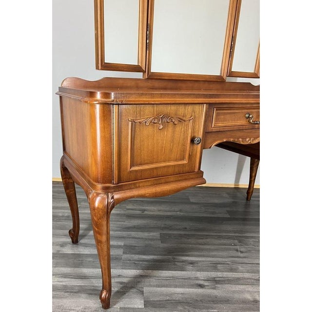 Vintage French Louis Style Oak Dressing Table with Mirror For Sale - Image 9 of 15