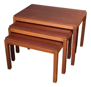 Mid-Century Modern Classic Nesting Table by Russell Gordon for Russel & Broadway, 1950s, Set of 3