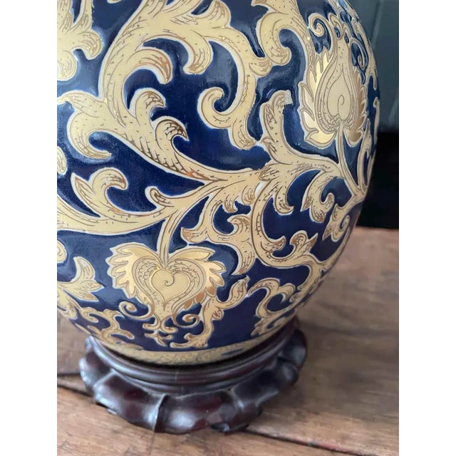 Traditional Vintage Ceramic Lamp With Deep Blue and Gold Design For Sale - Image 3 of 7