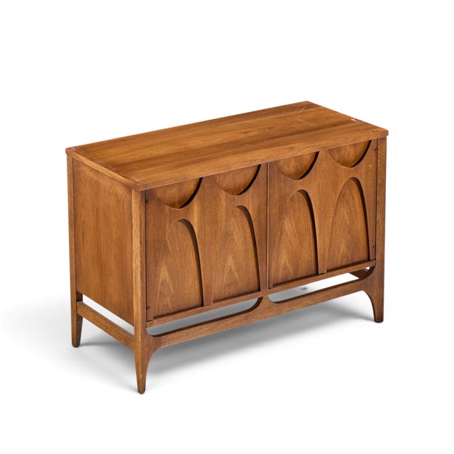 Broyhill Brasilia Mid Century Walnut and Brass Credenza With Hutch For Sale - Image 12 of 13