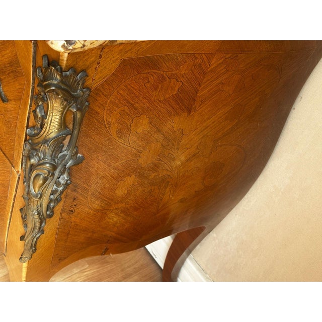 Louis XV Style Marquetry Bombé Commode with Marble Top, 1800s For Sale - Image 13 of 18