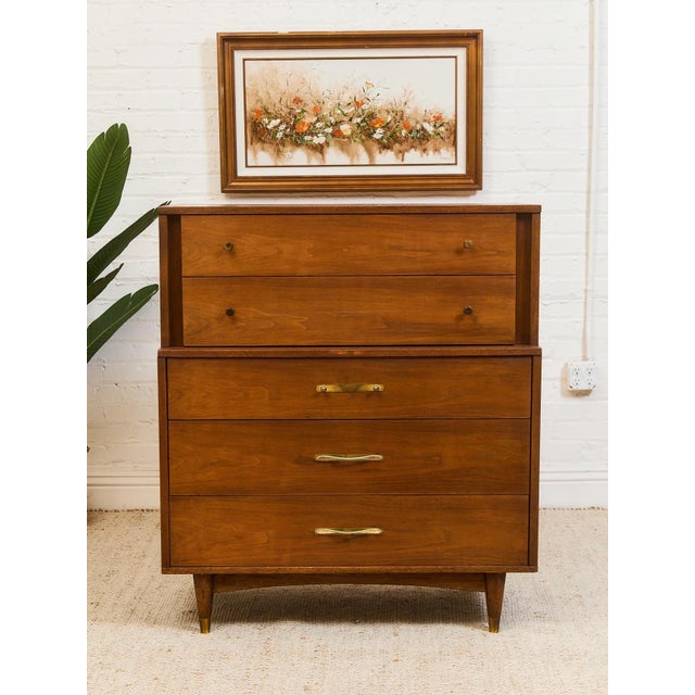 Kent Coffey Mid 20th Century Kent Coffey Wavy Drawer Pull Dresser For Sale - Image 4 of 12