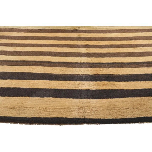 Mid 20th Century Vintage Midcentury Modern Turkish Rug - 05'03 X 07'11 For Sale - Image 5 of 10